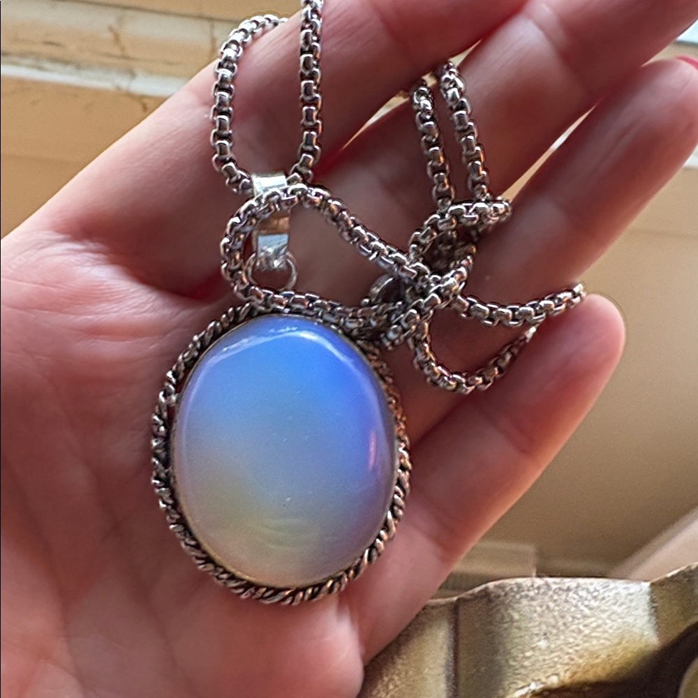125) Silver Plated Opalite Pendant with chain